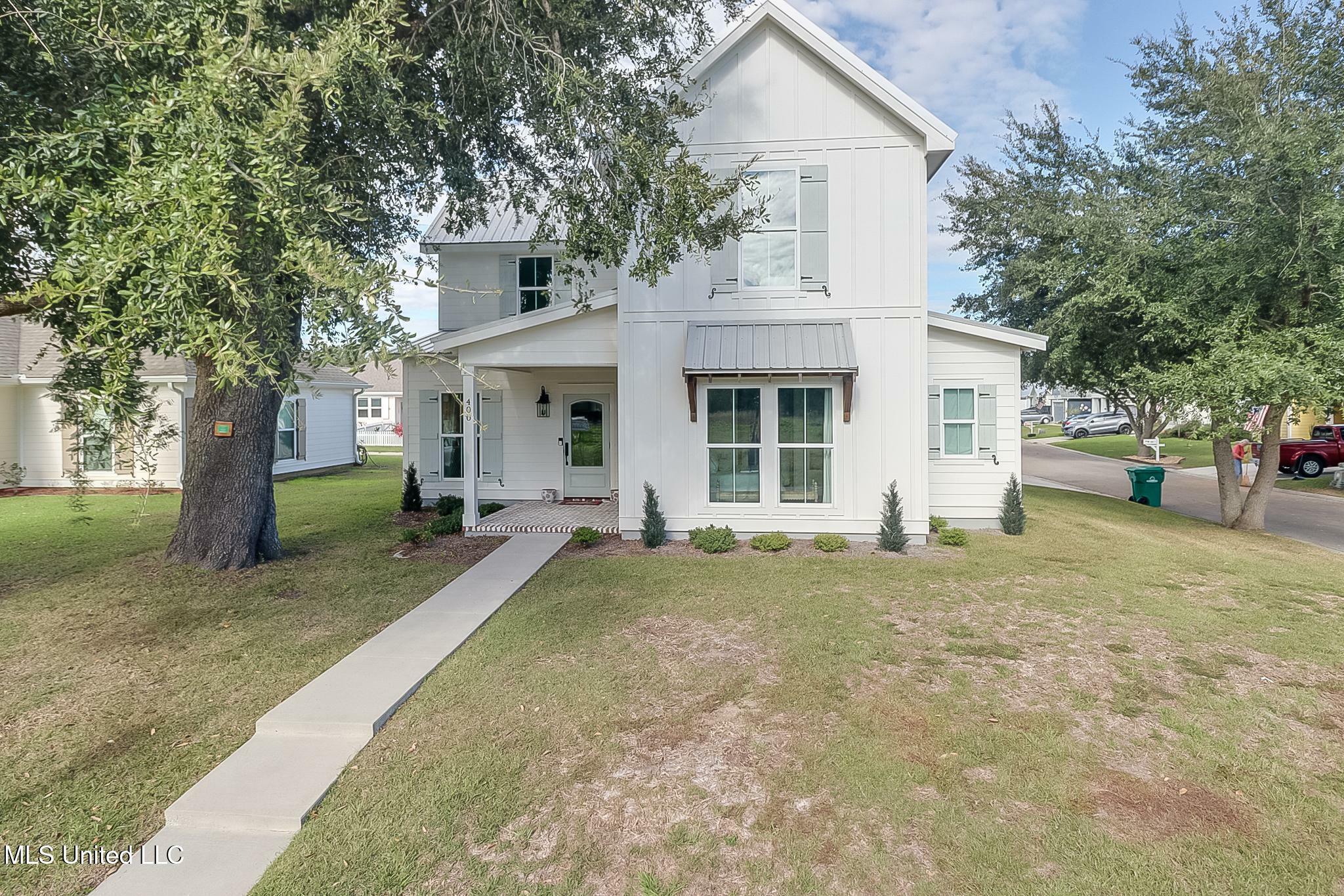 Property Photo:  400 Thomas Shields Boulevard  MS 39520 