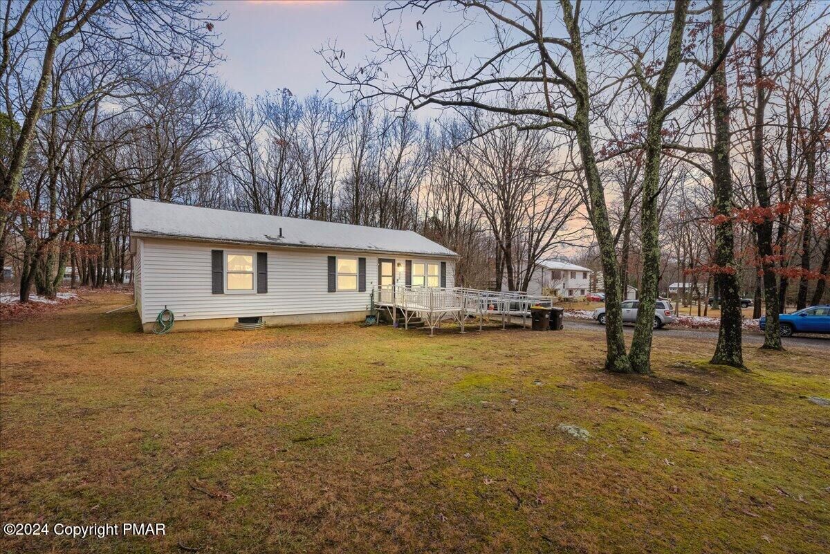 Property Photo:  270 McKinley Drive  PA 18330