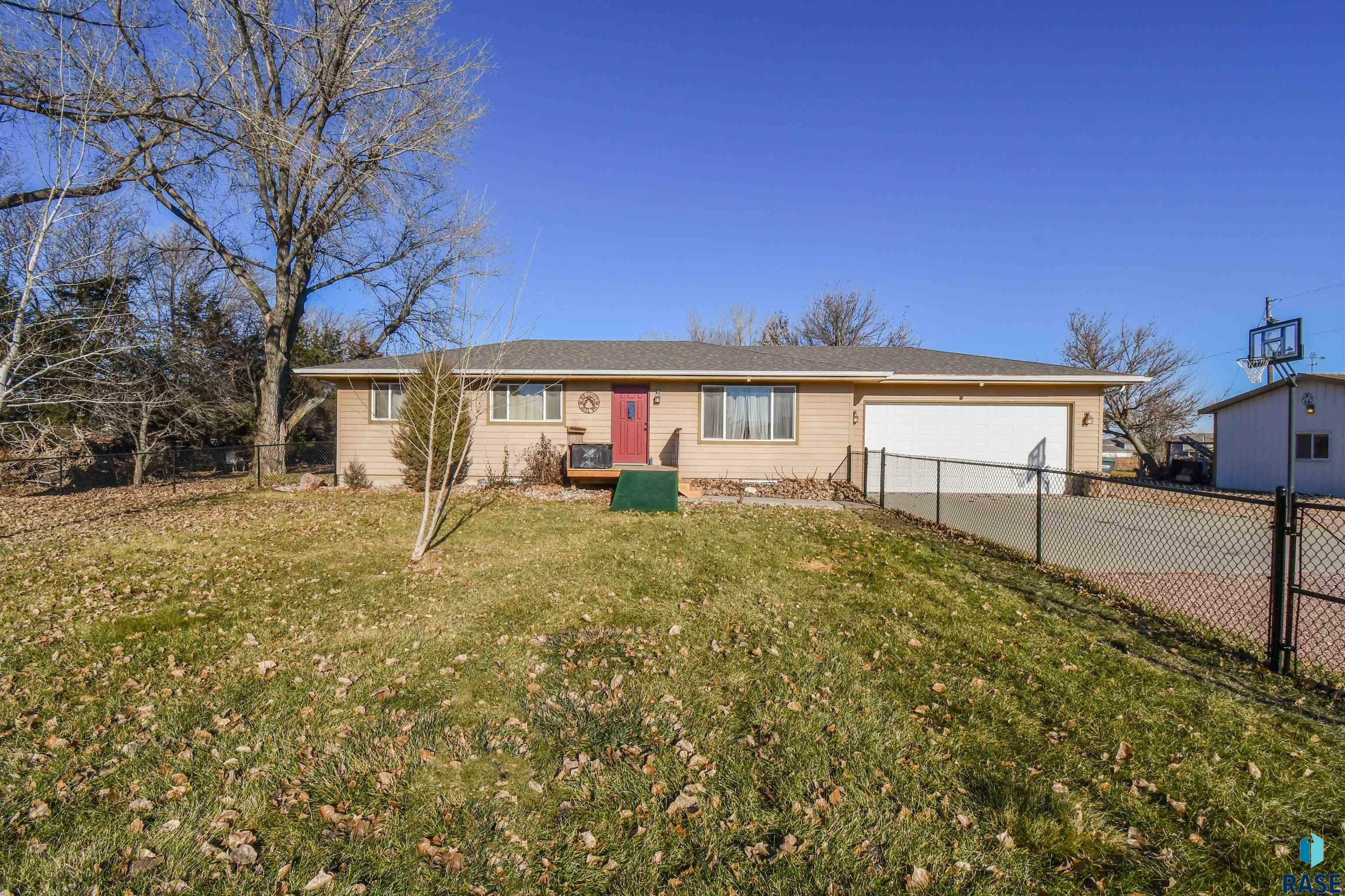 Property Photo:  47138 85th St  SD 57108-8111 