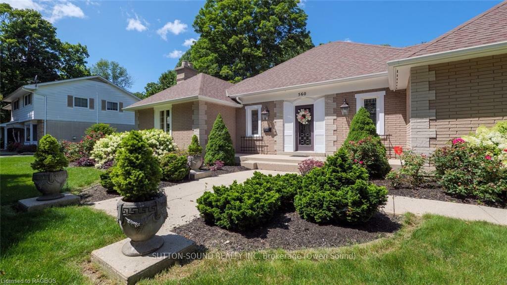Property Photo: 560 5th Street W ON N4K 3K6