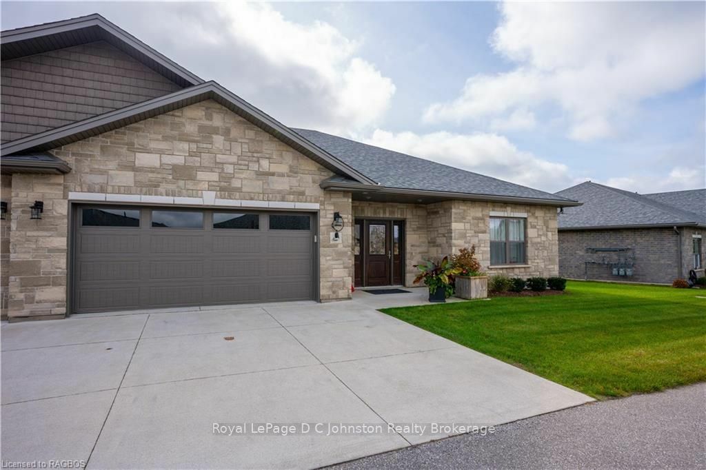 1050 Waterloo St 3  Saugeen Shores ON N0H 2C4 photo