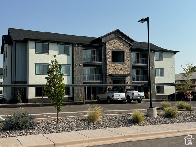 Property Photo: 73 W 500 S 202 UT 84701