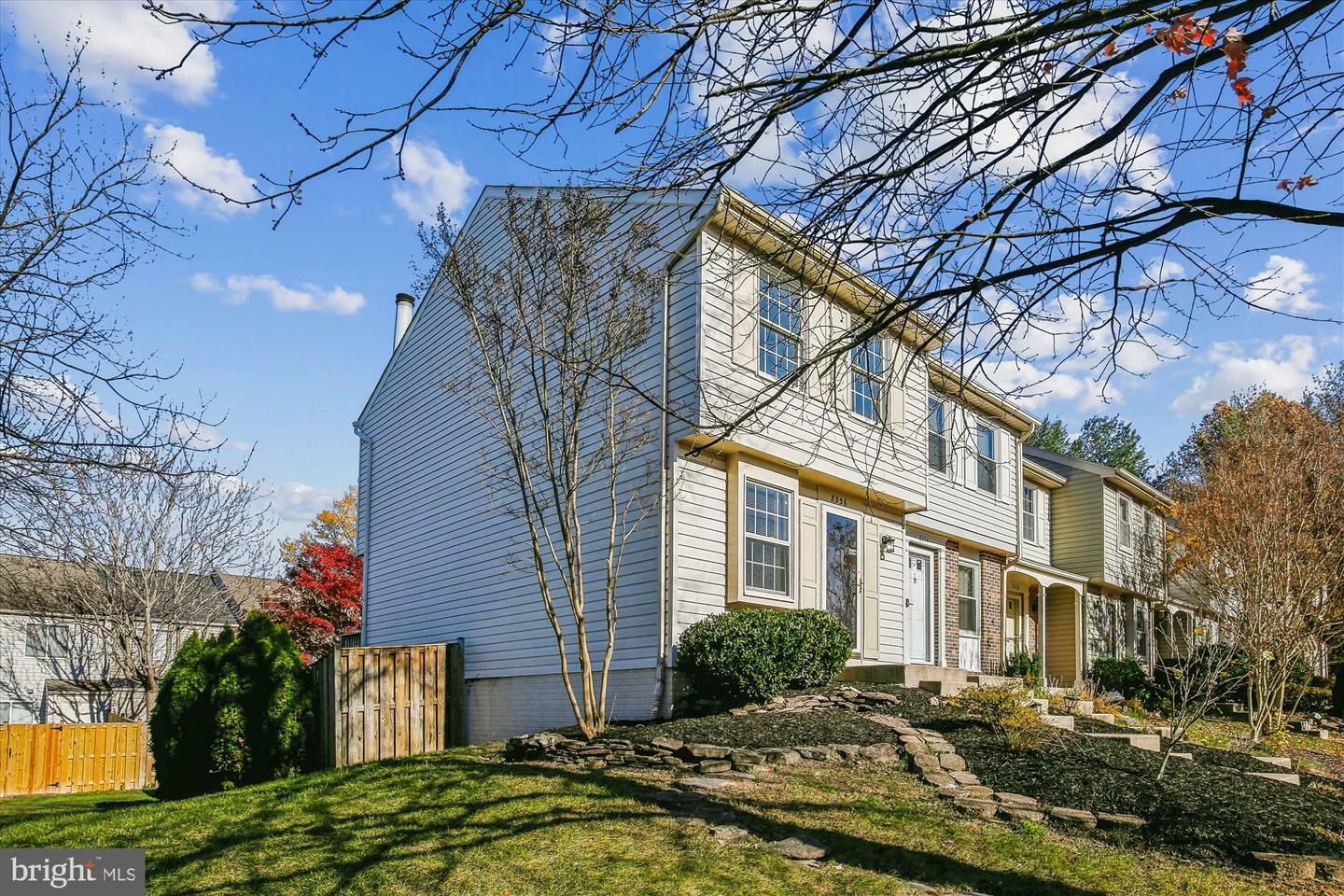 Property Photo:  8556 Golden Ridge Court  VA 22079 