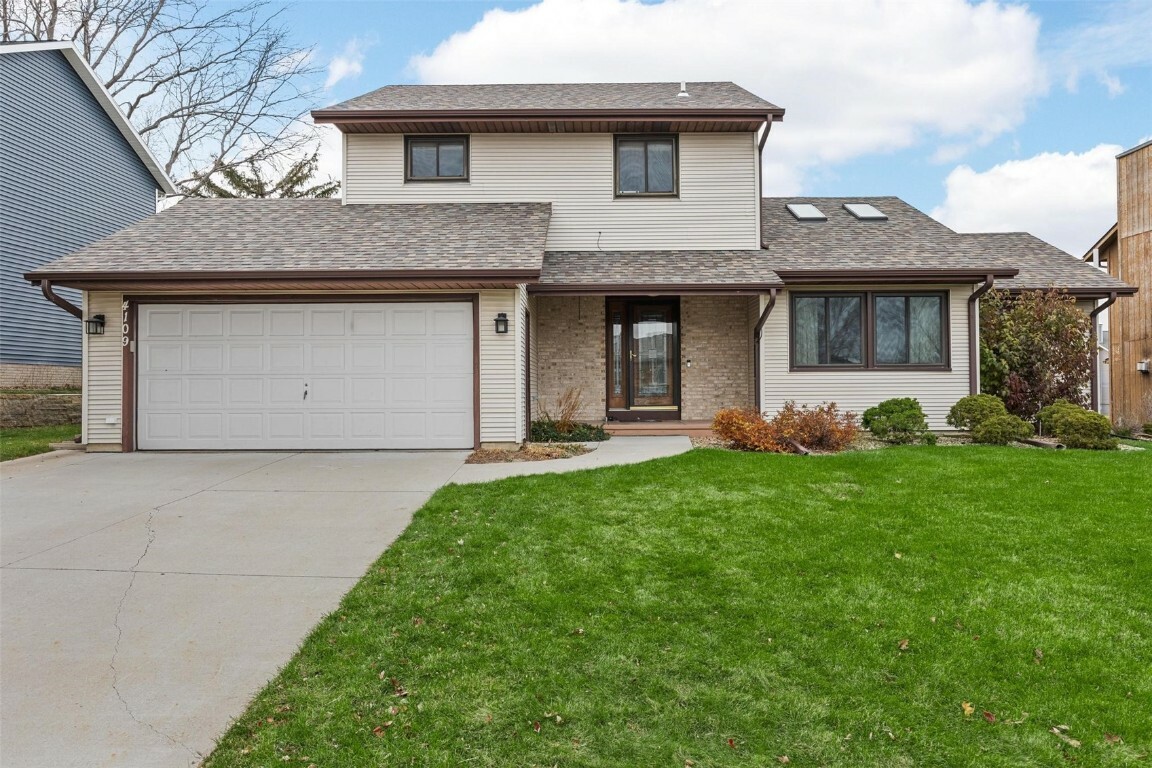 Property Photo:  4109 Wedgewood Drive NE  IA 52402 