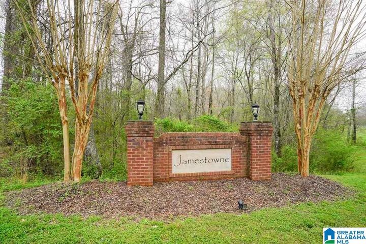 7530 Colonial Trace Circle 8  Bessemer AL 35022 photo