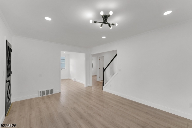 Property Photo:  618 Willow Ave  NJ 07027 