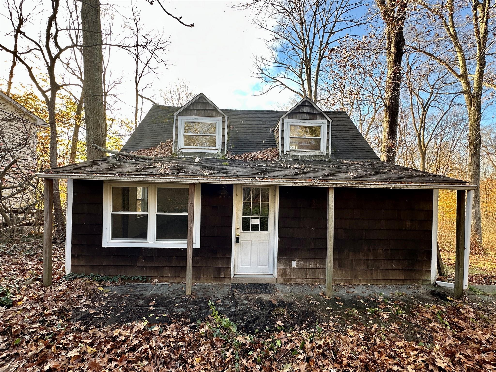 Property Photo: 6 Hemlock Road NY 10590