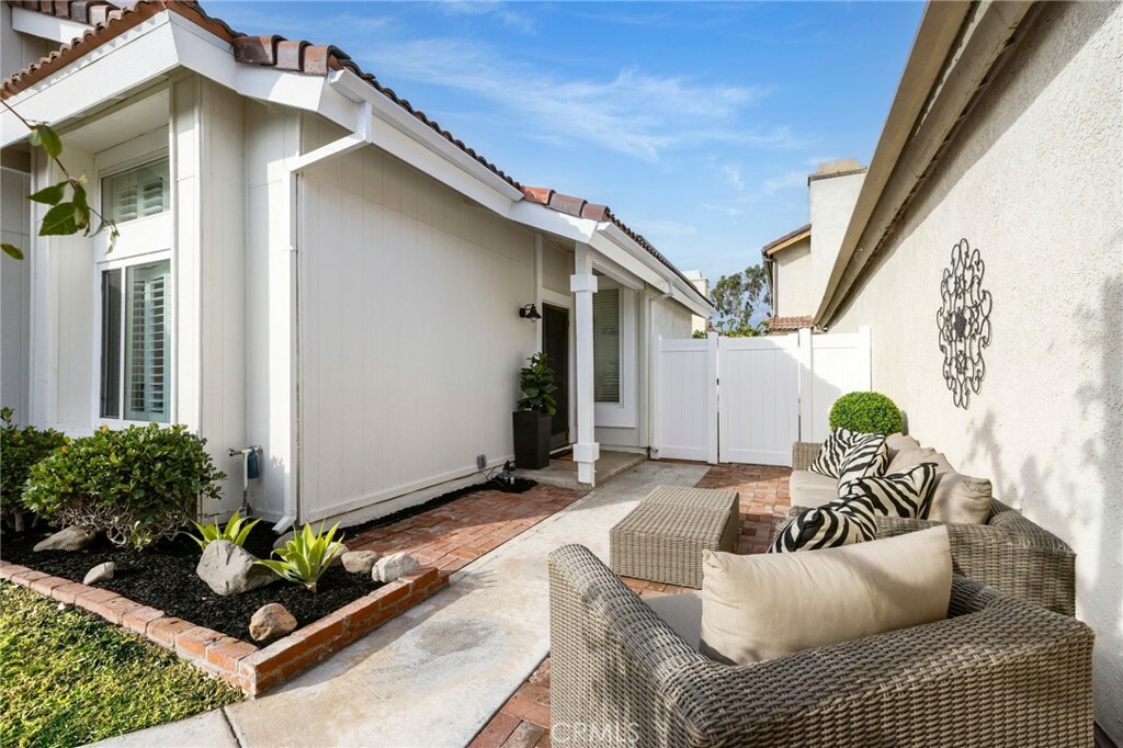 Property Photo: 1031 W Badger Pass Lane CA 92865