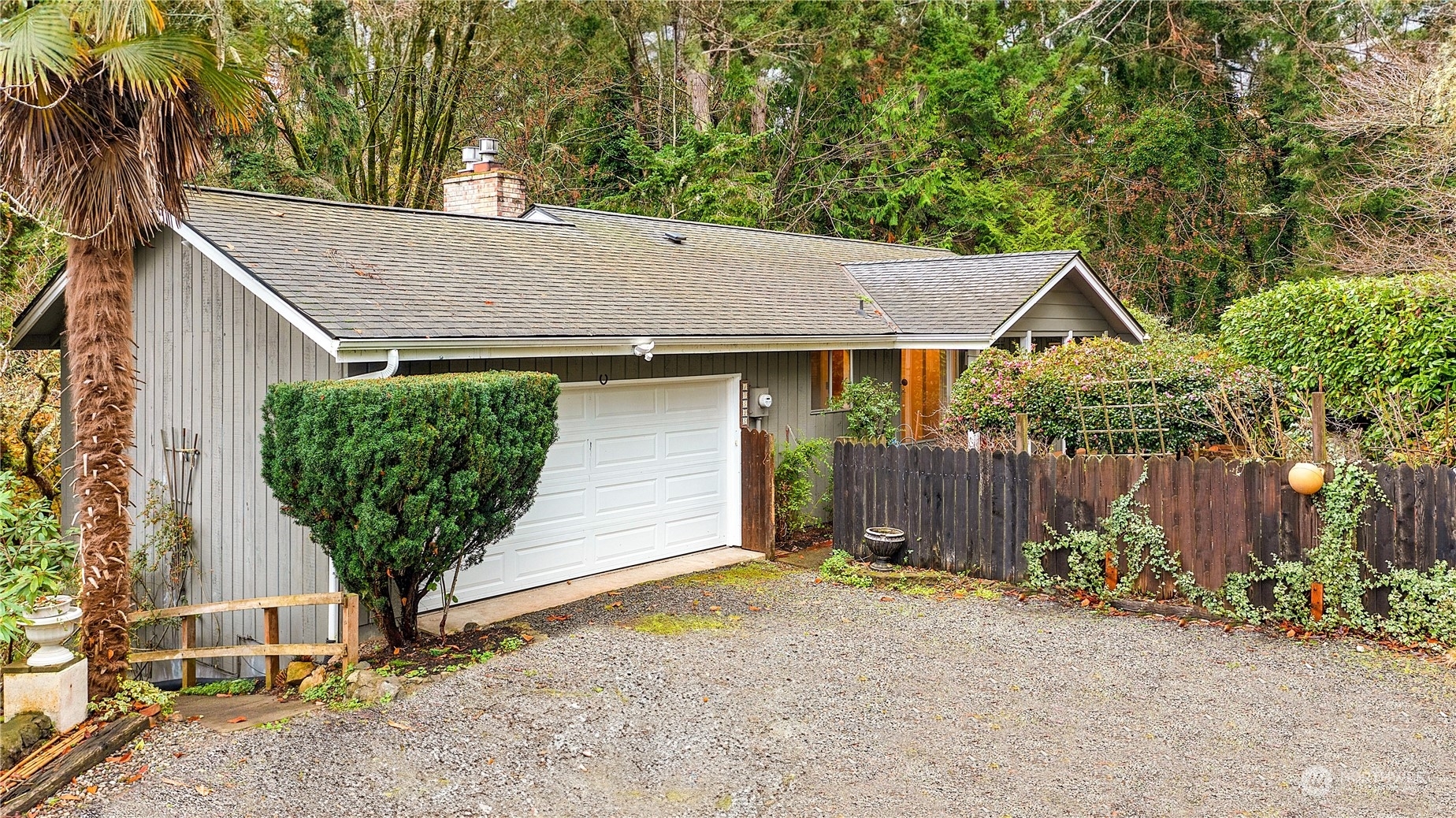 10525  Seacove Lane NE  Bainbridge Island WA 98110 photo