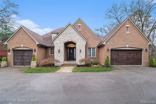 Property Photo:  5140 Willow Grove Lane  MI 48116 