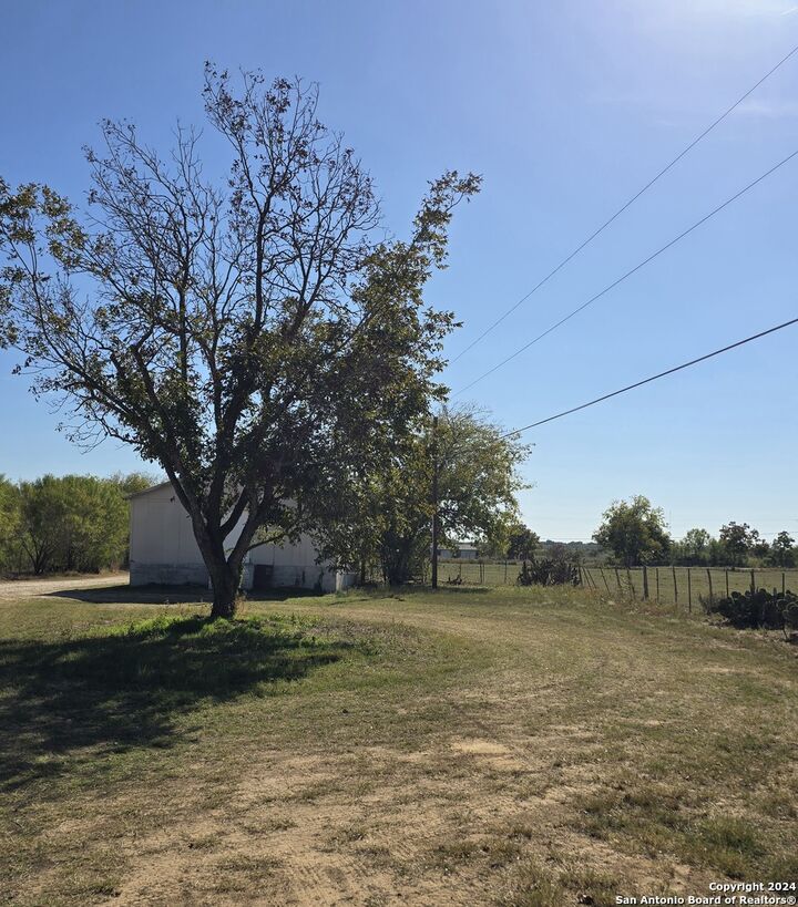 Property Photo: 0 County Road 664 TX 78016
