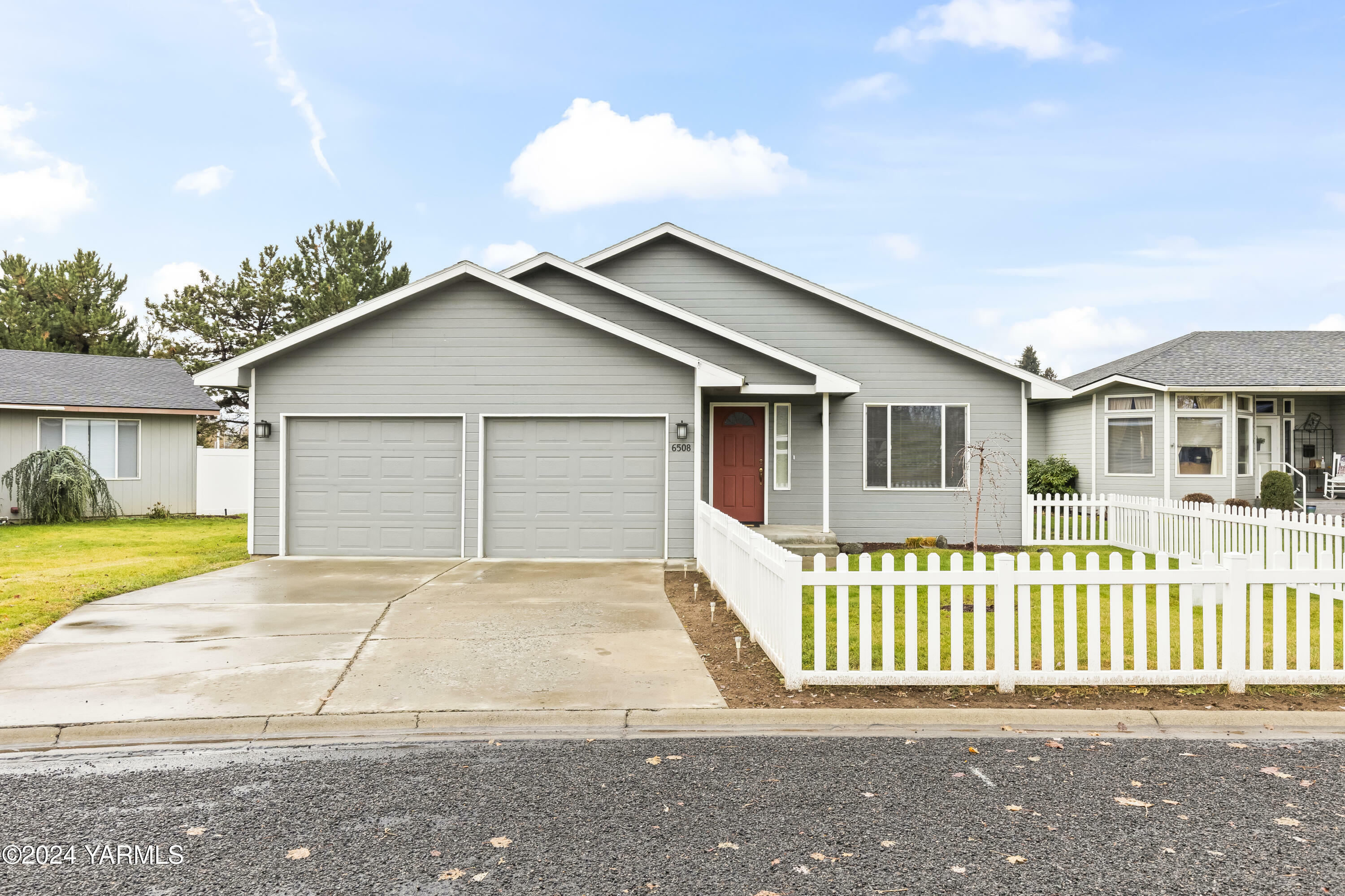 Property Photo:  6508 Fremont Dr  WA 98908 