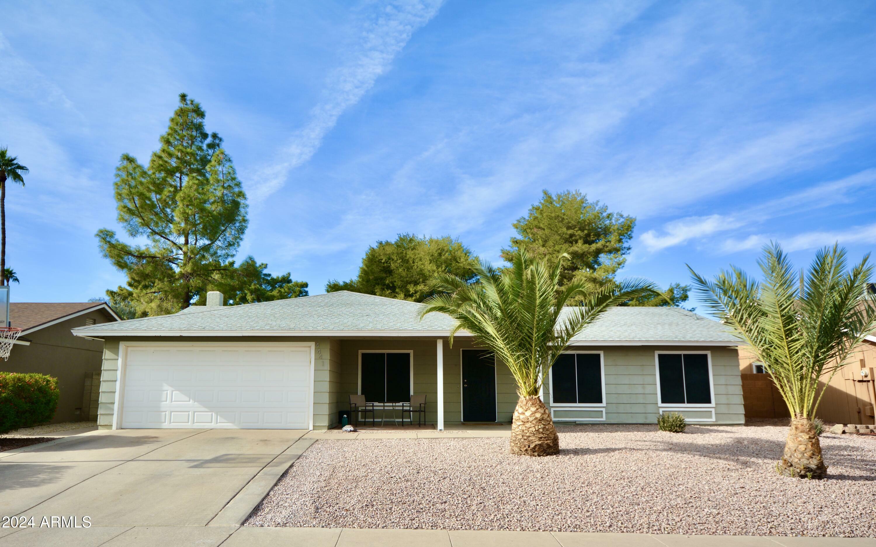Property Photo: 4441 E Coconino Street AZ 85044