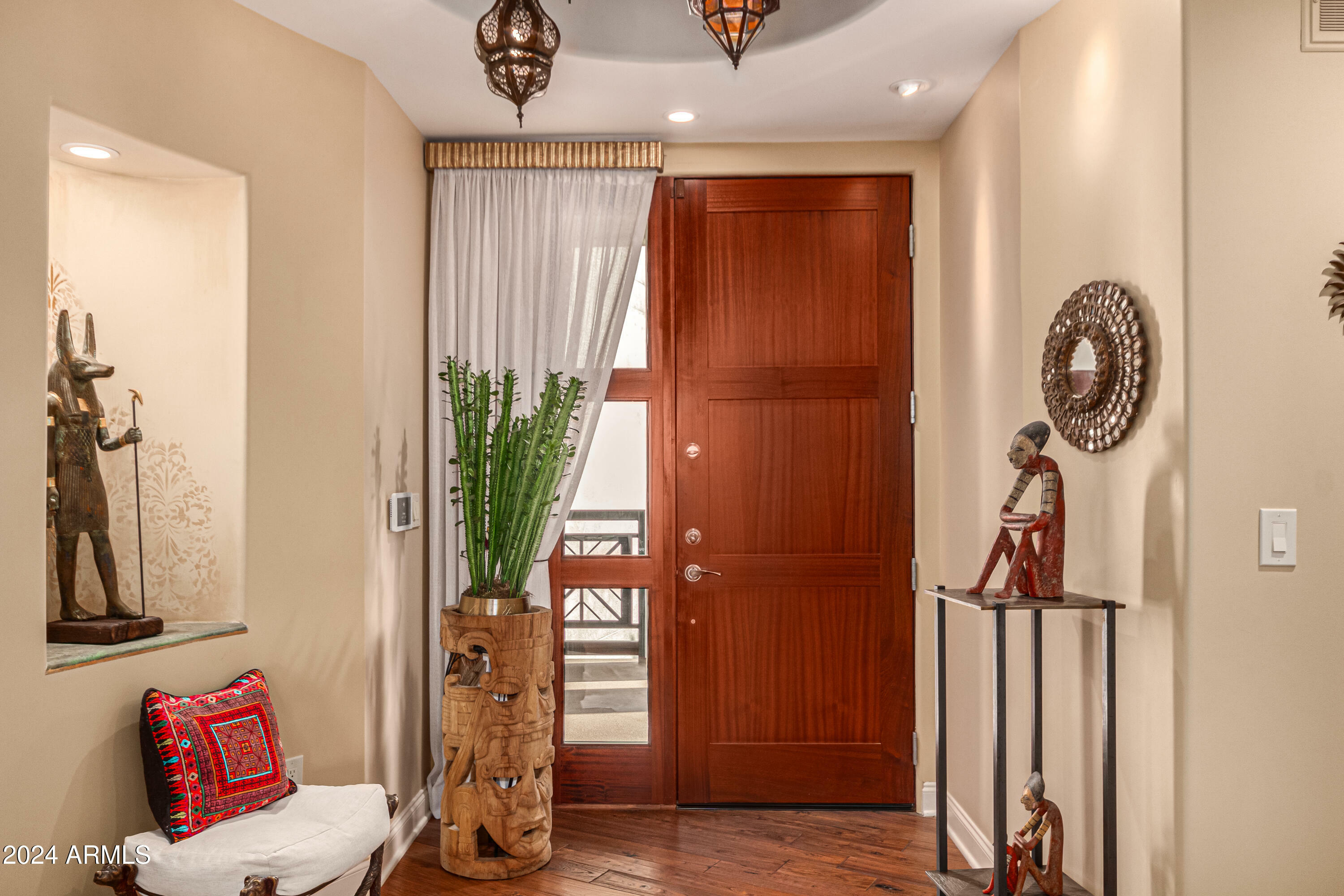 Property Photo:  8 Biltmore Estates 323  AZ 85016 