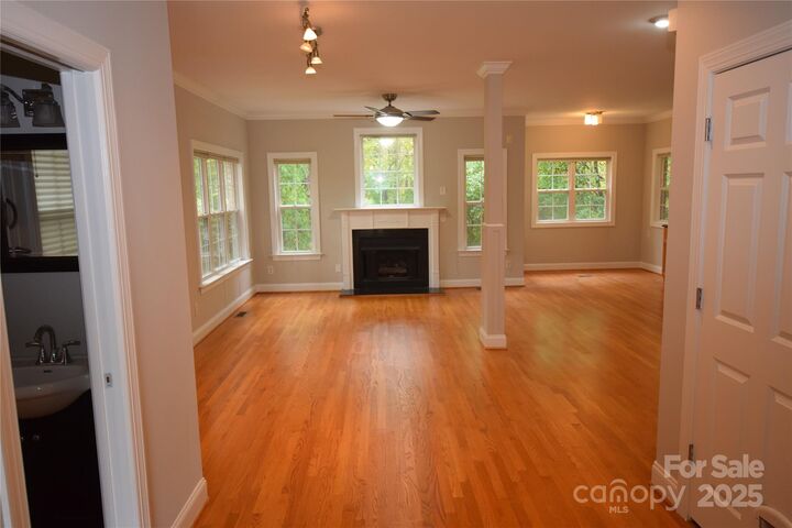 Property Photo: 809 Pine Forest Road NC 28214