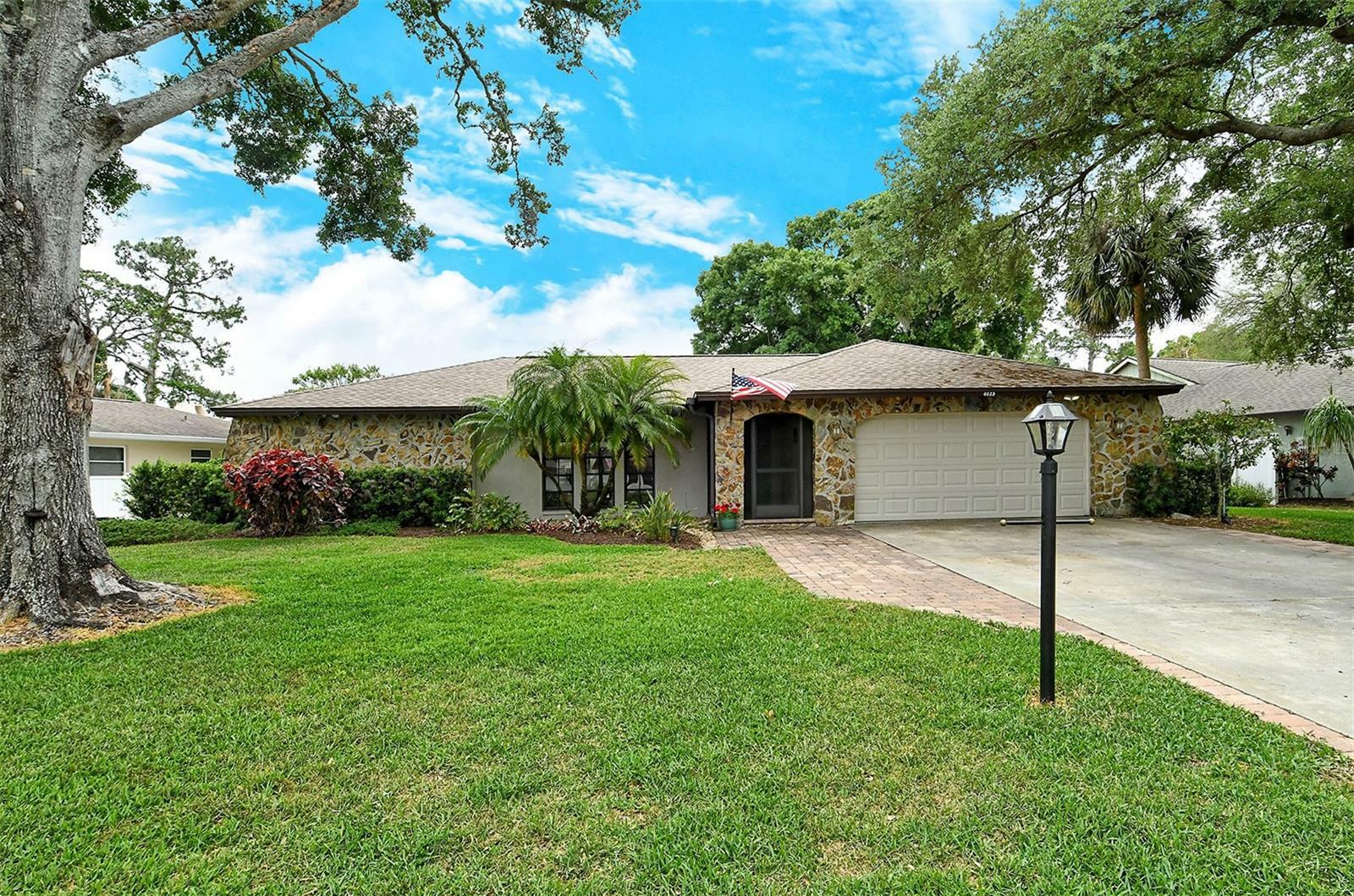 Property Photo:  4035 Keats Drive  FL 34241 