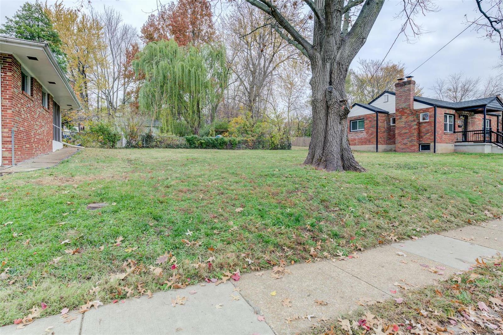 Property Photo:  9091 Patrick Drive  MO 63114 