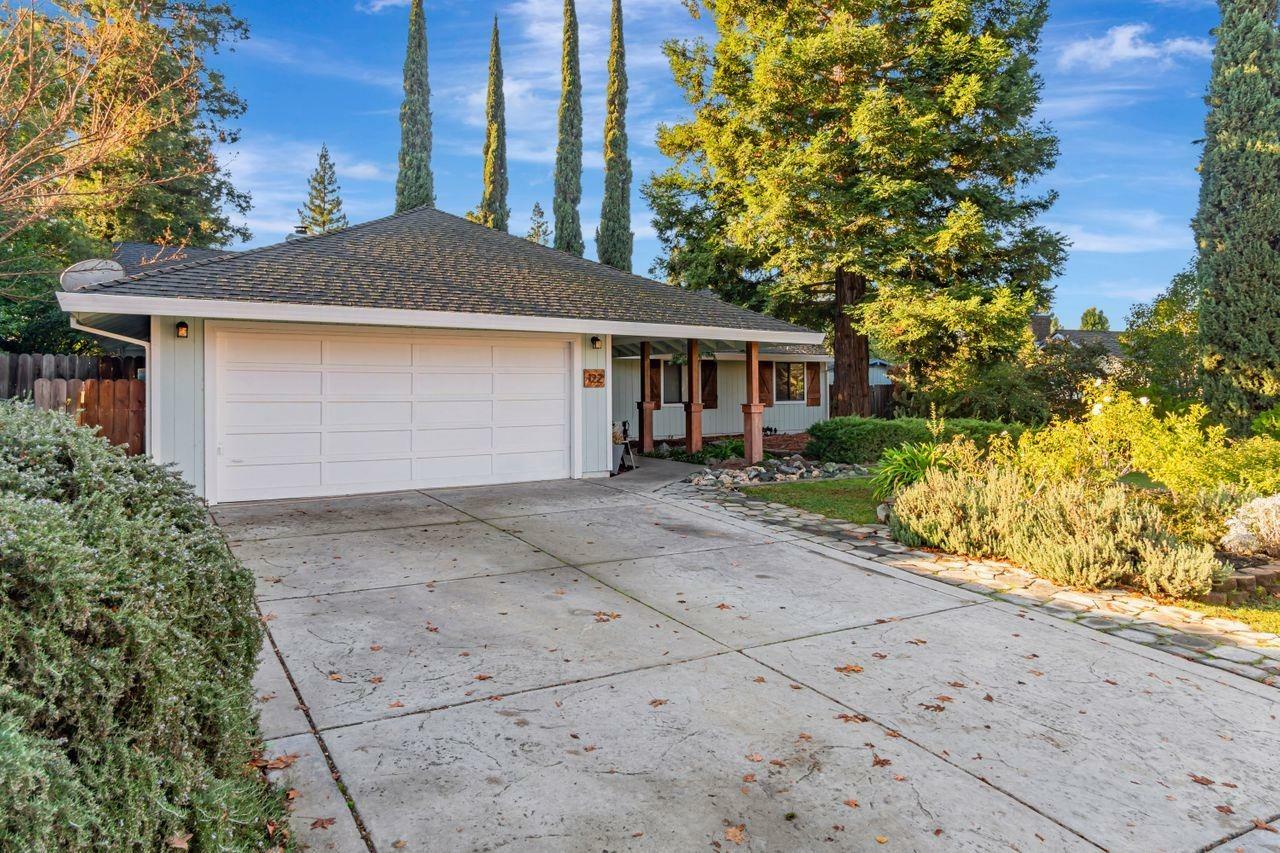 Property Photo:  122 S Fork Way  CA 95630 