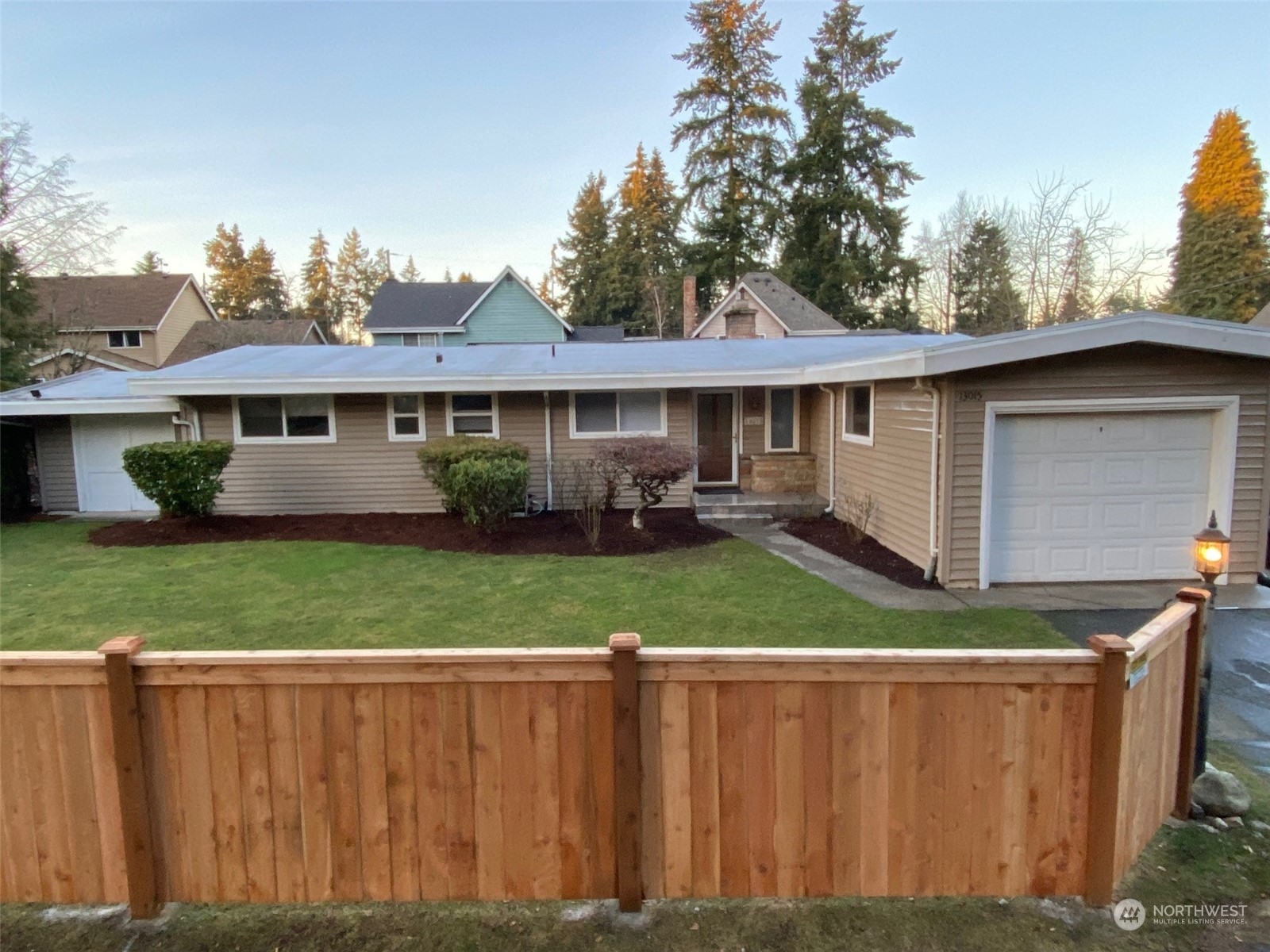 Property Photo:  13015 3rd Avenue NE  WA 98125 