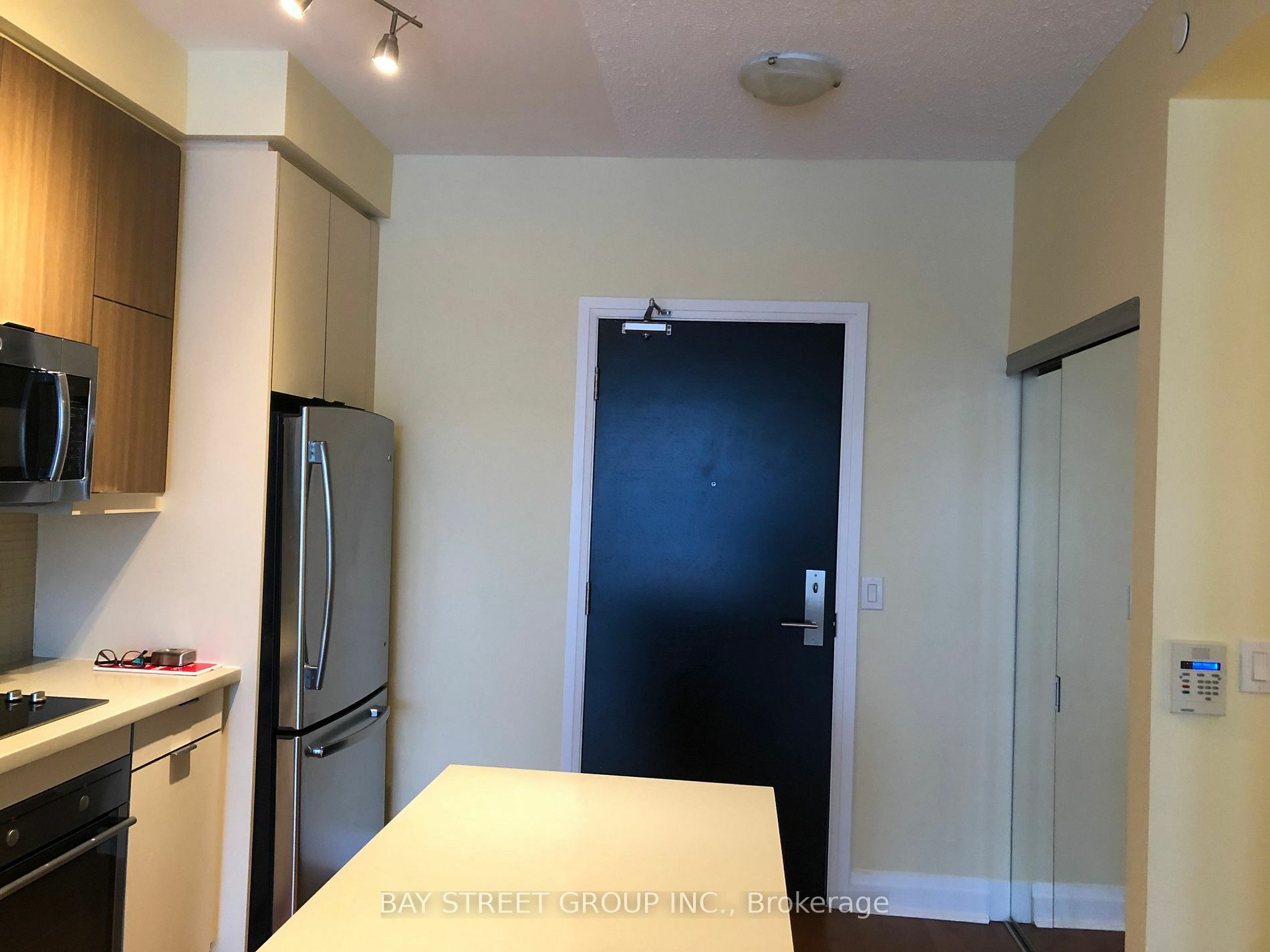 Property Photo:  399 Spring Garden Ave 418  ON M2N 3H6 