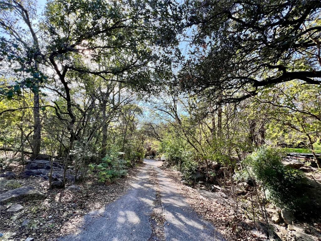 Property Photo:  8915 Fairway Hill Drive  TX 78750 