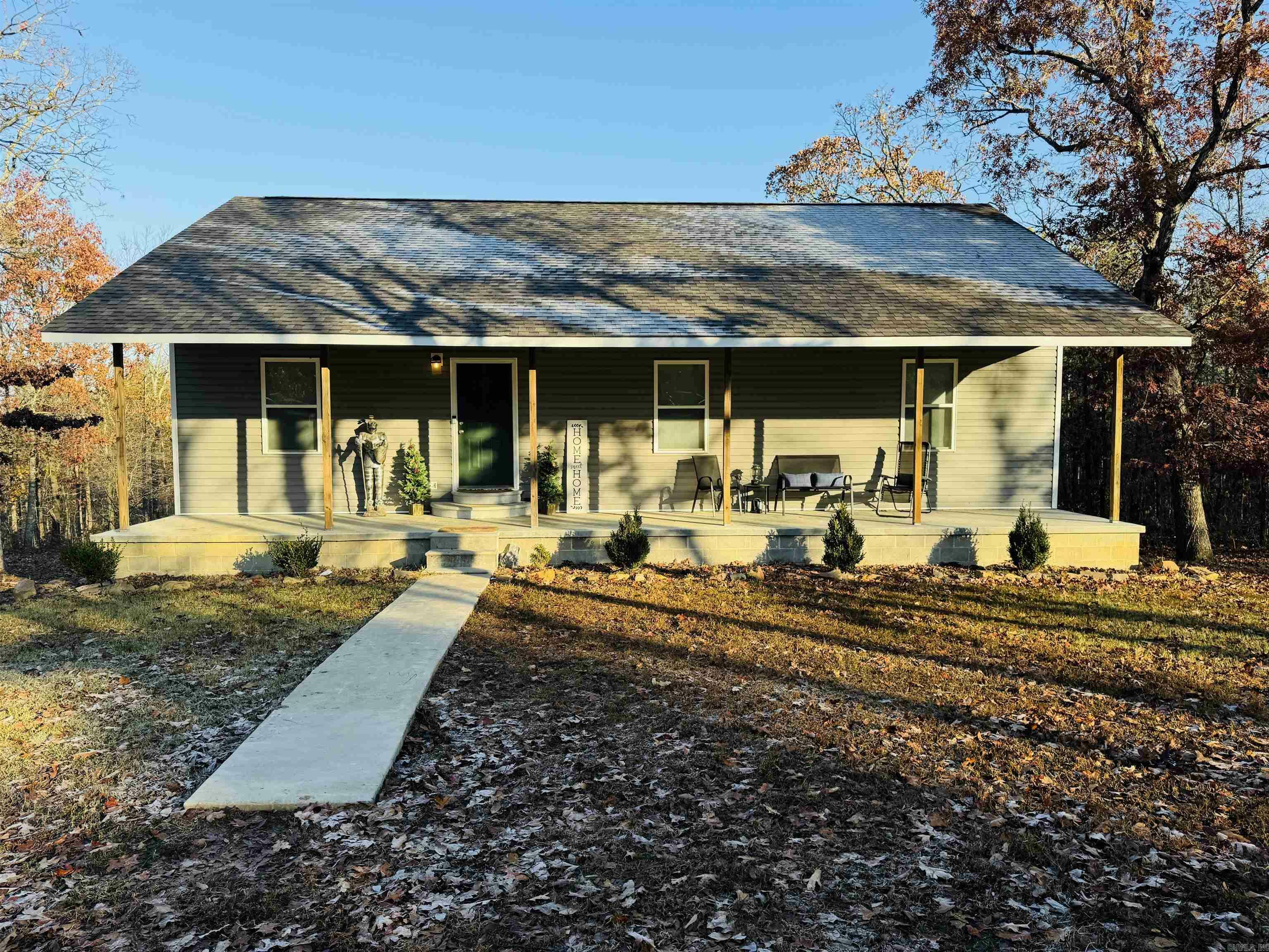 Property Photo: 1421 E Justice AR 72023