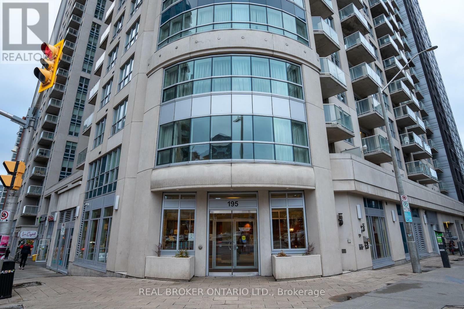 Property Photo: 195 Besserer Street 407 ON K1N 0B6