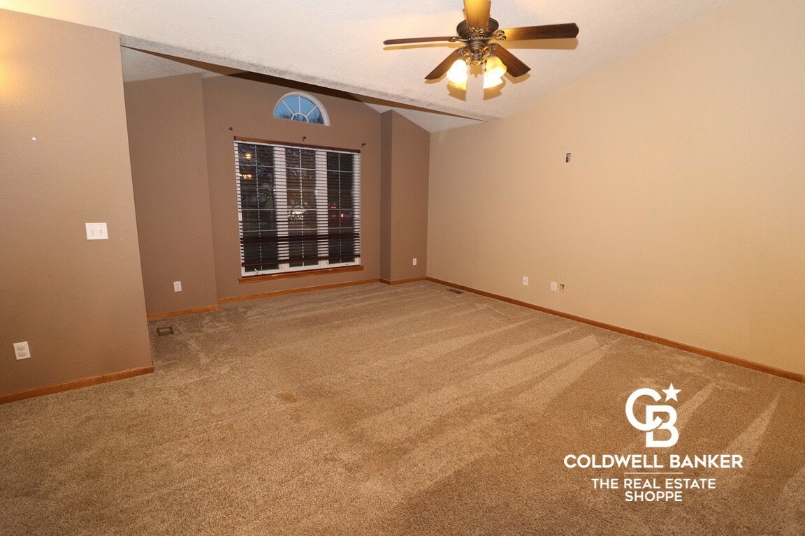 Property Photo:  1201 Smith Avenue  KS 67860 