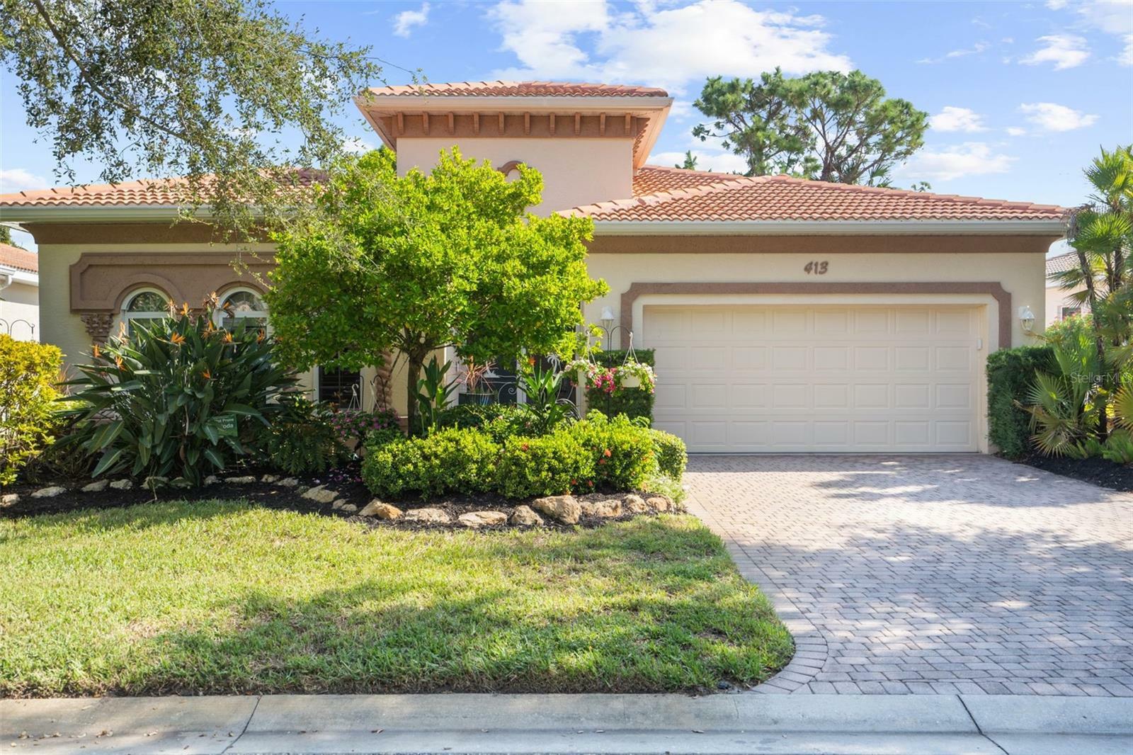 Property Photo:  413 Rio Terra  FL 34285 