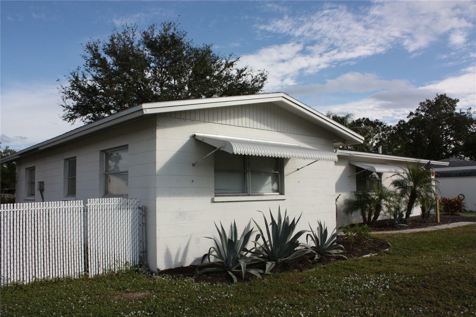 Property Photo:  4137 Maceachen Boulevard  FL 34233 