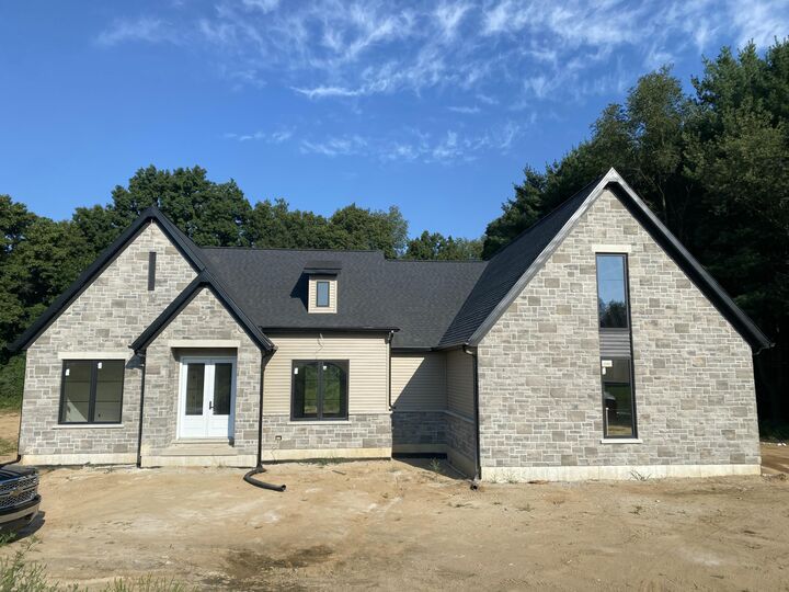 Property Photo:  6219 Medinah Lane  MI 49004