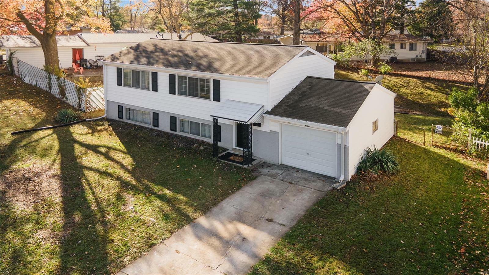 Property Photo:  145 Waterford Drive  MO 63033 