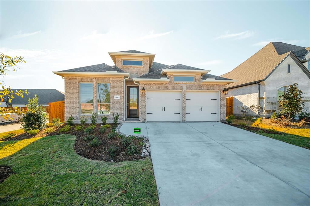 Property Photo:  2532 Auburn Street  TX 75087 
