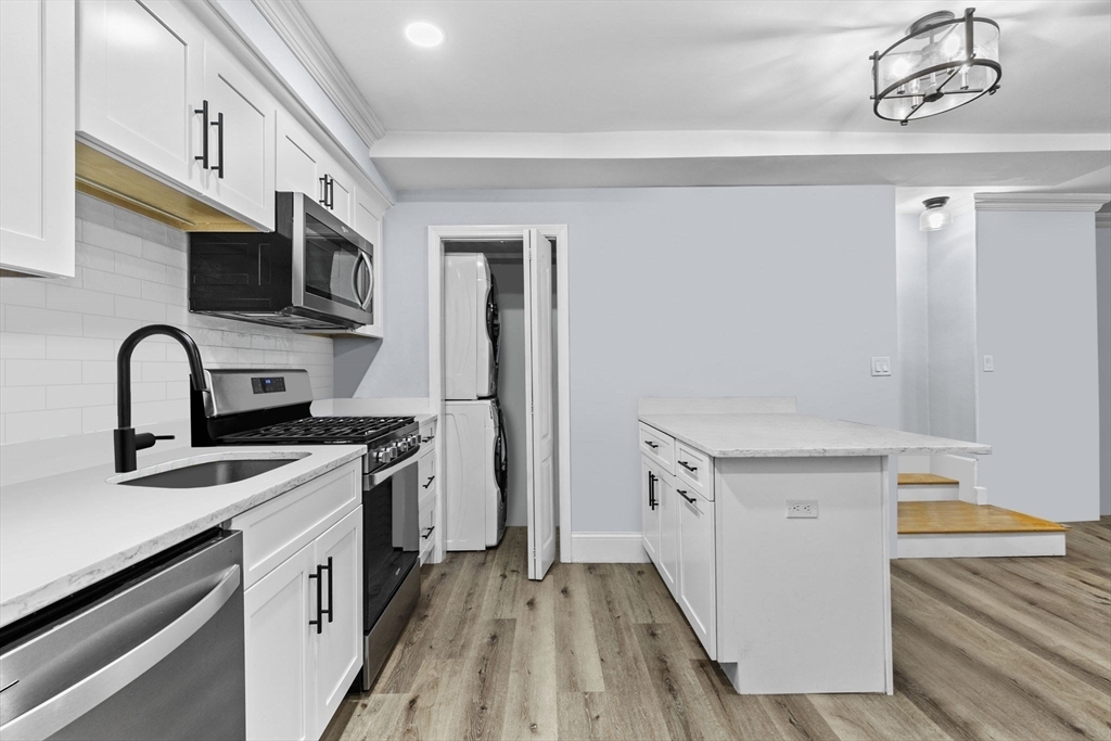 Property Photo:  450 E 3rd St. 1  MA 02127 