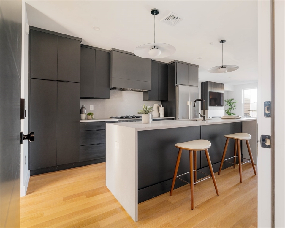 Property Photo: 272 East Eagle St 5 MA 02128