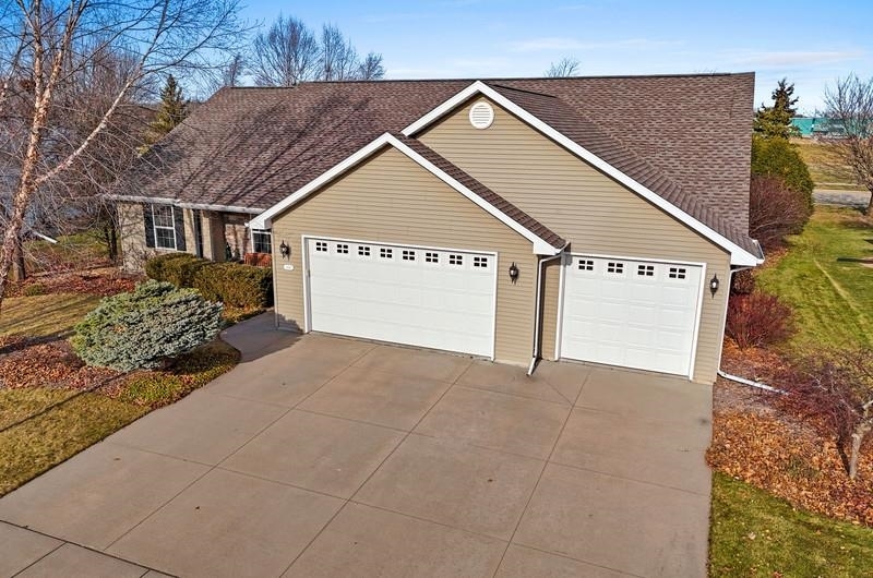 4846 N Stargaze Drive  Appleton WI 54913 photo