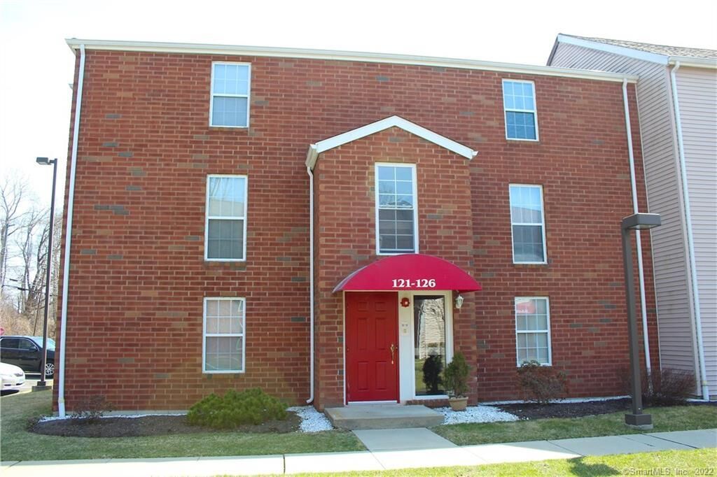 Property Photo: 122 Heather Ridge 122 CT 06484
