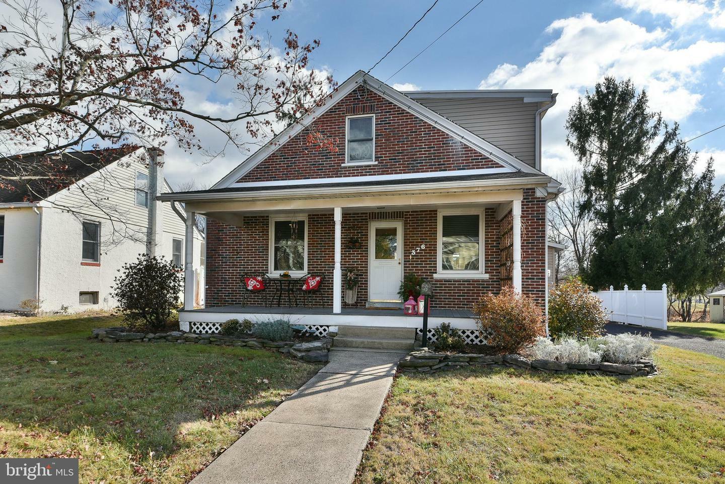 Property Photo:  376 Erie Avenue  PA 18969 