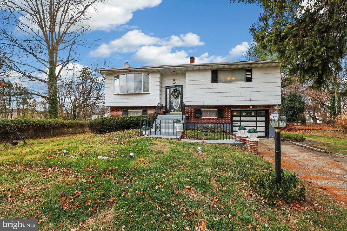 Property Photo:  79 Oregon Avenue  NJ 08638 