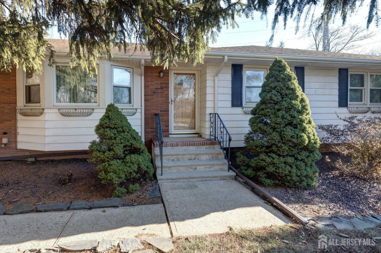 Property Photo:  1440 Kearney Drive  NJ 08902 