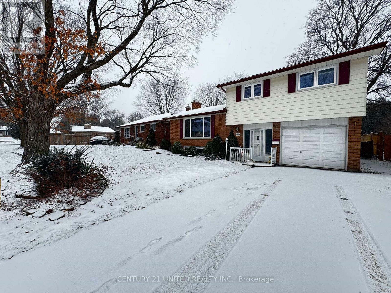 1188 Huron Street  Peterborough (Northcrest) ON K9H 6V5 photo