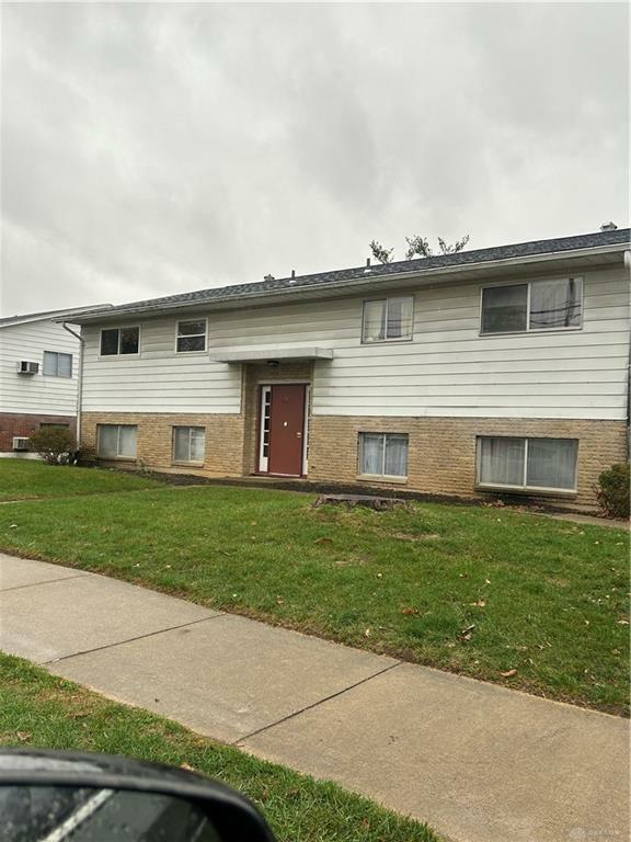 910 W Lake Avenue  New Carlisle OH 45344 photo