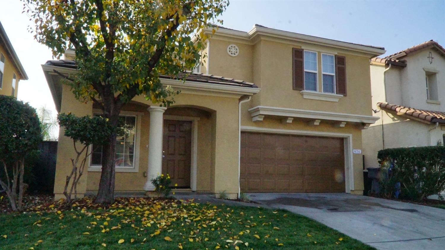 976 Papaya Street  Madera CA 93638 photo