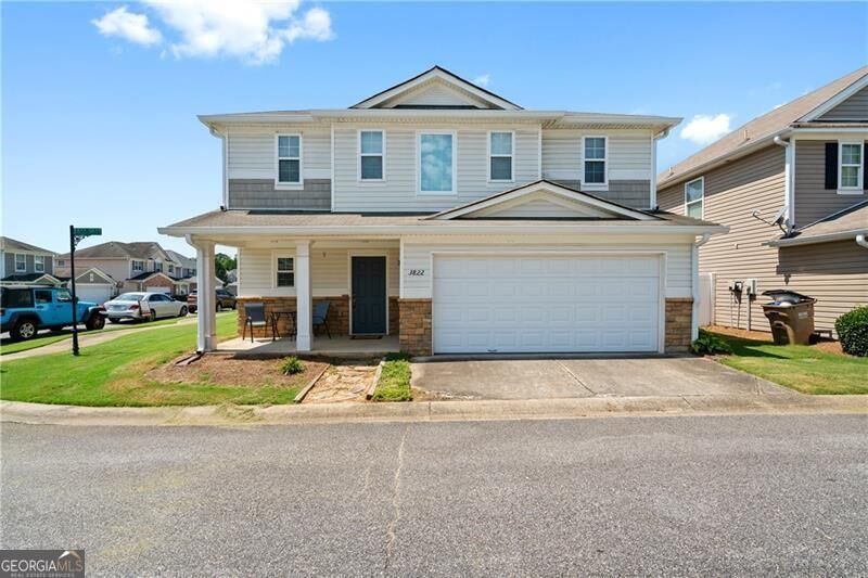 Property Photo: 3822 Holliwell Pass GA 30040