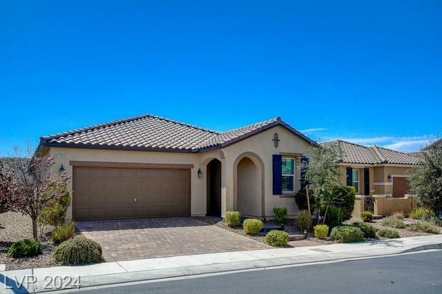 Property Photo:  2203 Valdina Street  NV 89044 