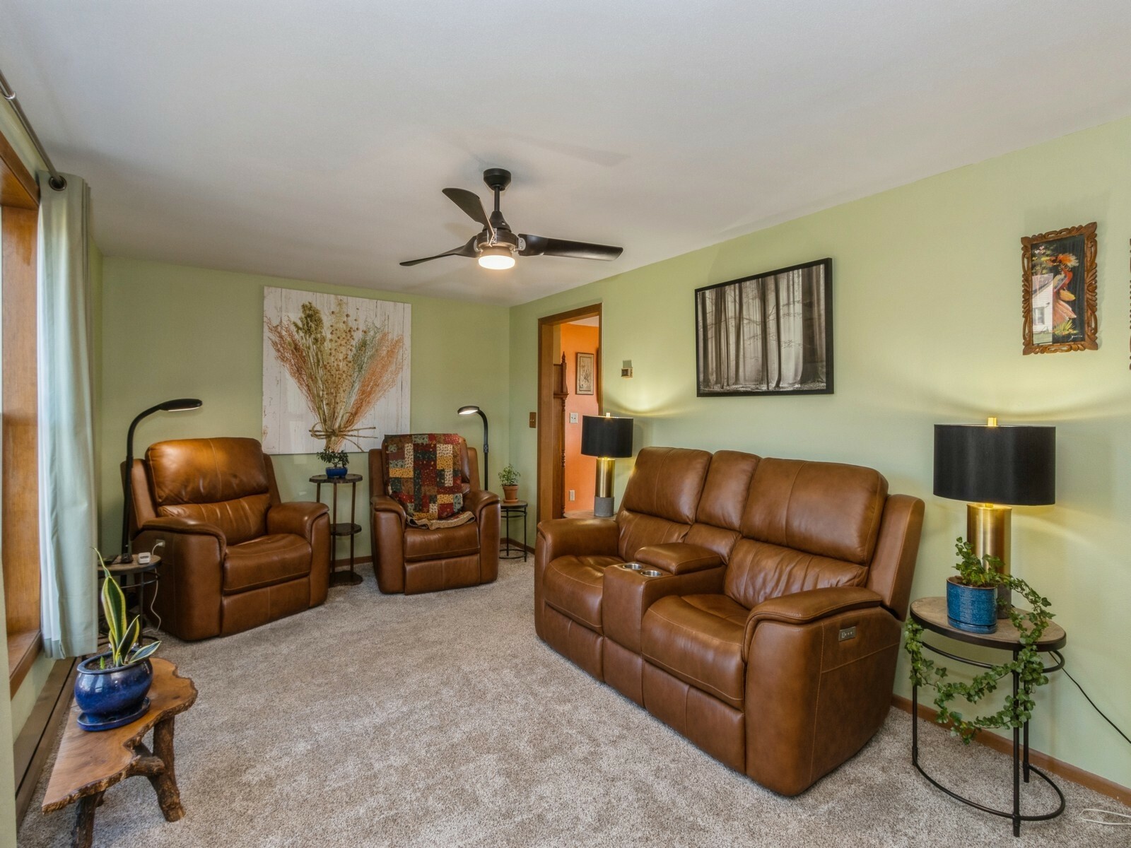 Property Photo: 202 School Street IA 52222