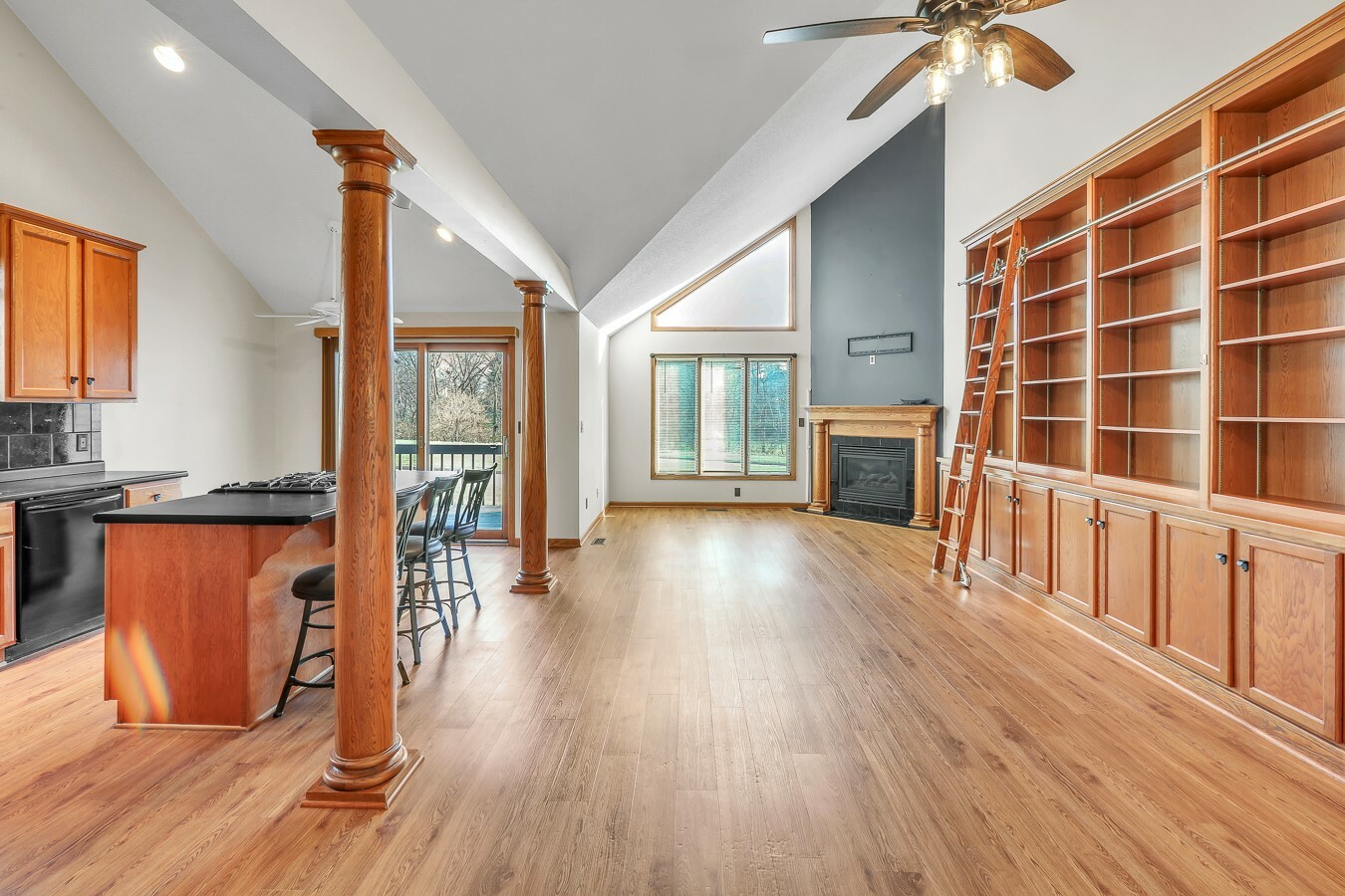 Property Photo:  2302 Bos Landen Drive 1  IA 50219 