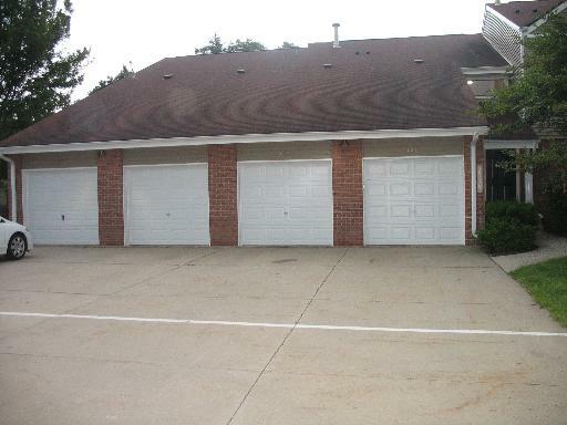 Property Photo:  105 Autumn Court 105  IL 60089 