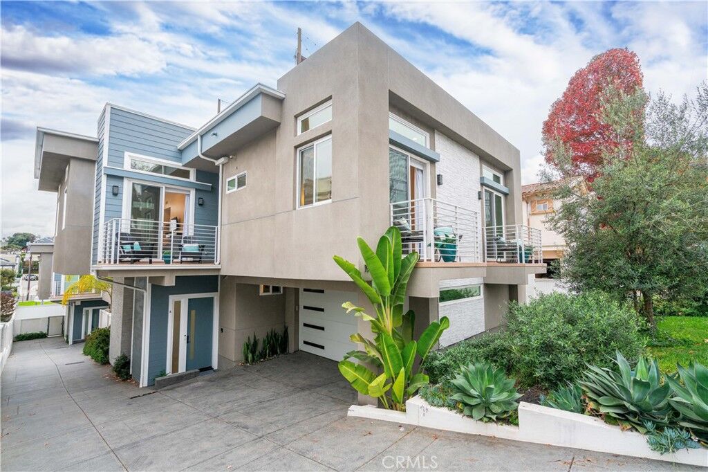 Property Photo: 1912 Marshallfield Lane A CA 90278