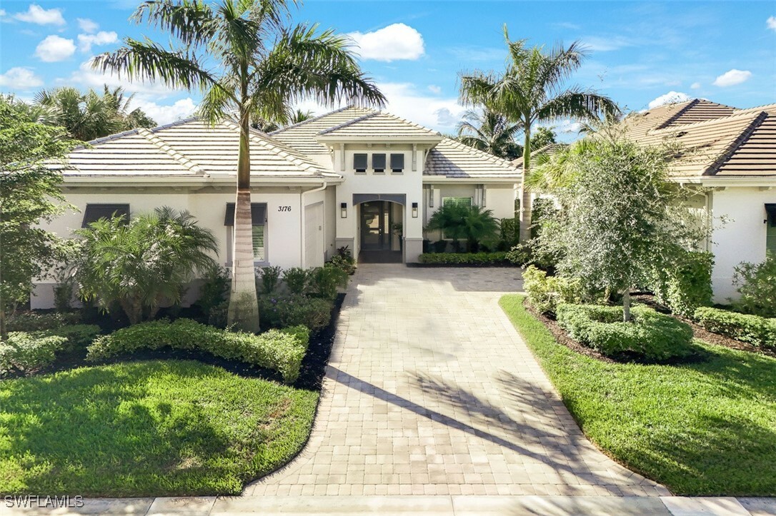 Property Photo:  3176 Capistrano Lane  FL 34114 